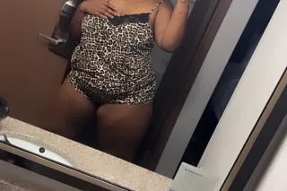 Hey Daddy Stop Scrolling Your Exactly Where Your Supposed To Be 🍯😝 Ask About My Two Nut Special 😝💰 - Image 6
