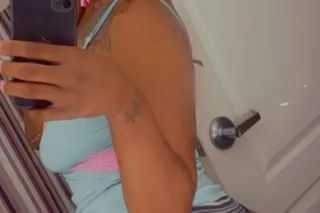 OutCall Only 🥰💦FINE SHIT ready😏🥰 .📲 🦋 Everything Perfect👌🏾sweet and tight 🍒🫦soaking wet💦Big Booty Thickie...❗ Hottie with a sexy body💋. hella tats🥰💦 - Image 9