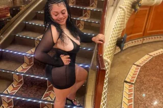 4 foot 11 inch big booty Latin... - Image 4