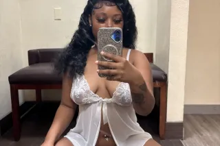 Cum Get A Sweet Treat 🍭🍬 Thee Real Super Soaker💦 - Image 1