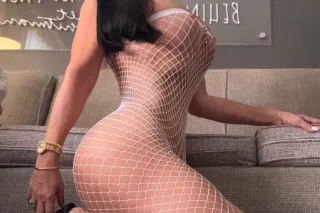 MITAD ANGEL 😇 MITAD 😈 DEMONIO😈MI https://linktr.ee/MIA_STARS77 - Image 9