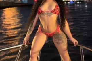 Thick Thigh Thursday - Image 7