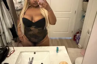 Sweet,Thick & a little dangerous💋 - Image 3