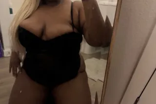 Sweet,Thick & a little dangerous💋 - Image 4