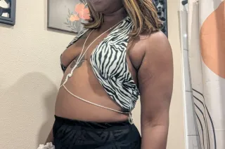 not mobile, no outcall - 29 - Image 3