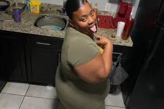 BBW - 34 - Image 1