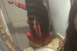 Your sweet 5'4 freak🤍💦 IN n OU... - Image 3