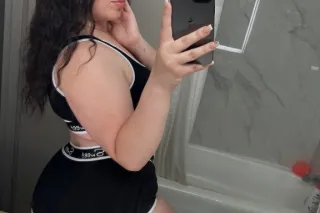 I do over nights to babe lets have some fun while im in town ☺I'm available 24/7, outcalls, come have a unforgettable time babe 🤤😩 ( NO PIMPS, NO LAW ) - Image 9