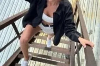 Riley - Image 2