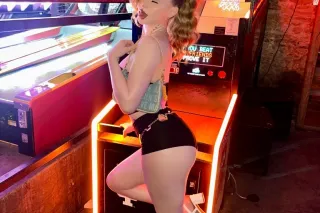 sexy sweet snowbunny ready for you baby 💦😍 - Image 5