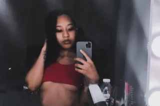 outcalls avaliabe 😊 & car date... - Image 1