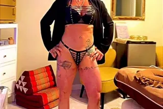 BeckyTheGypsy - Best slipery session of your life - Image 4