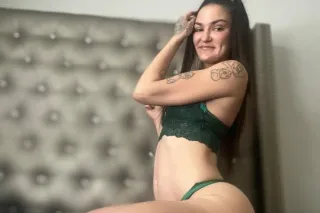 READY NOW 💖 FACETIME VERIFIABL... - Image 4