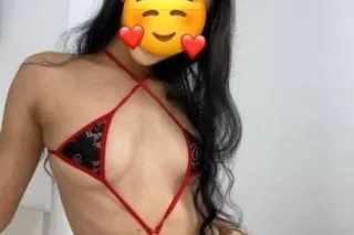 Big Ass 🍑 Big Tits 🍎 in Andove... - Image 2