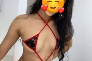 Big Ass 🍑 Big Tits 🍎 in Andove... - Image 3