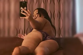 Hot Mami👅 Espanol ! TOMANDO CI... - Image 1