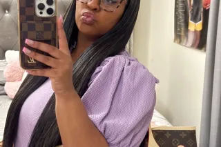 Book The Face Everyone Wants 💋🔥 - Image 6