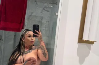 NEW ✨Asian Bombshell In Town 🍭... - Image 4