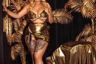 Busty, Bootiful Hot Blonde Ready to Please you! - Image 4