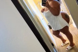 😘Sunday night sloppy toppy 😋😘 ... - Image 4