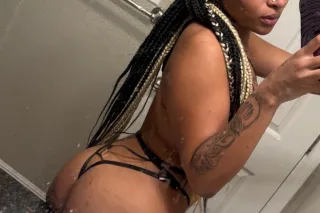 😍😍FACETIME AND CONTENT AND OUT... - Image 4