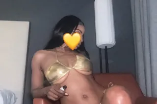 Sweet like Honey cum get a tas... - Image 1