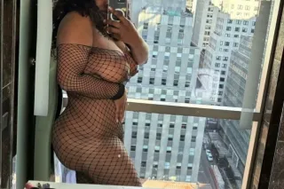 The ultimate experience 😊🥰 Cuddle weather and nasty fun!💦💦 - Image 11