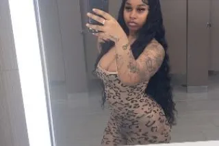 🥵NEW PICS👅💋🫦 BRAND NEW UPSCALE... - Image 3
