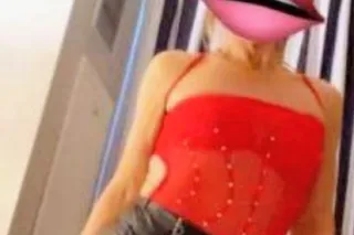 😋😘Seductive Yet Sweet: 🔥😘 Hot Bubbly Blonde for a Premium Intimate Experience🍑❤ - Image 1
