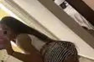 Beat my doonies 💋👅 Yes im tran... - Image 2