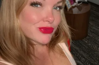 💋42 Years Older Hot Sexy Indep... - Image 3