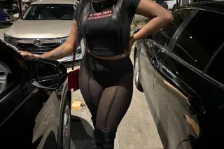 LYFT OR PICK ME UPOTRUCKER FRIENDLY ❤DOING $$ FT SHOWS/PARTY FAVORS/WANNA MAKE CONTENT - Image 3