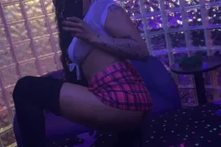 🤩🤩 THE BADDEST IN TOWIN COME SEE ME NOW 🤩🤩 - Image 3