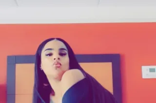 Hot Playmate 🥵🥵 - 24 - Image 1