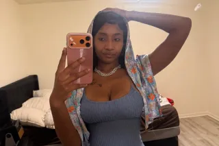 slutty saturday 😘🥰 let me please u available now 😘🥰 - Image 1