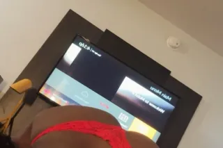 SPECIALS & FT SHOWS 📲💦 - Image 2