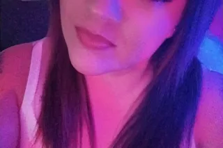 🩷🩷🩷🩷THICK 'N' SEXY PAWG AVAILA... - Image 3