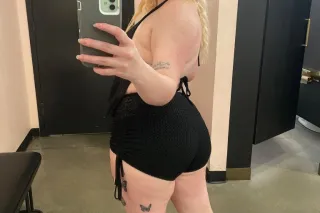 😩New snowbunny treat❄ - Image 1