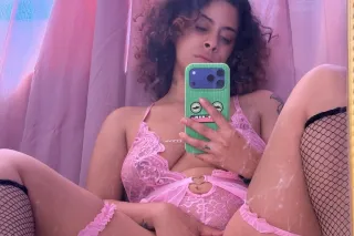 wet spot💋💦 - Image 6