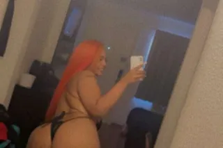 im back and horny put it in my mouth baby - Image 3