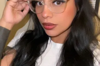 latina milf text only - Image 9