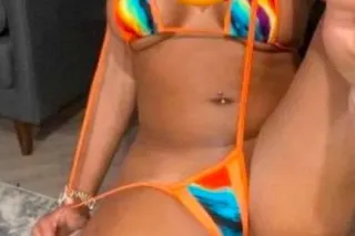 Upscale Beauty 💋 New In town 👅... - Image 2