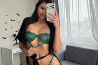 NEW GIRL HOT 🥵🔥 NUEVA LATINA C... - Image 2