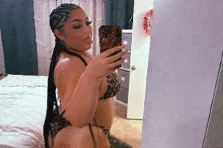 THICK JUICY MIXED LATINA 😻 - Image 9