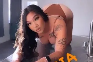 🆙 SLIM THICK 💃🏻 Exotic Asia Pe... - Image 2