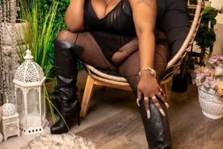 😘 HAPPY SUNDAY DADDY CUM ENJOY YOUR TIME WITH A THICK JUICY WETT PUSSY AND PHAT ASS ALL NATURAL CHOCOLATE MILF AA CANDY AVAILABLE 24 HOURS ...AA OKAY...💕 - Image 7