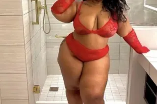 💦👅Sexy BBW thick and ready to go 👅💦 - Image 4