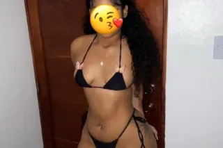 A Girl Just Wont To Have Fun👅😜... - Image 1