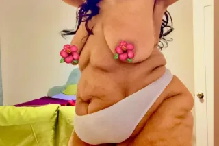 Tall (5’11) Caramel BBW Beauty Here To please You 😘😘😘💋💋 - Image 2
