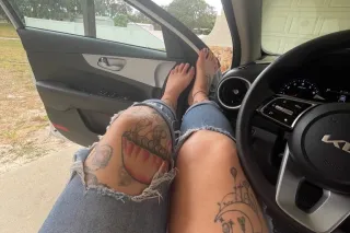 Phat Wet Grippy outa town pussy!!! - Image 12